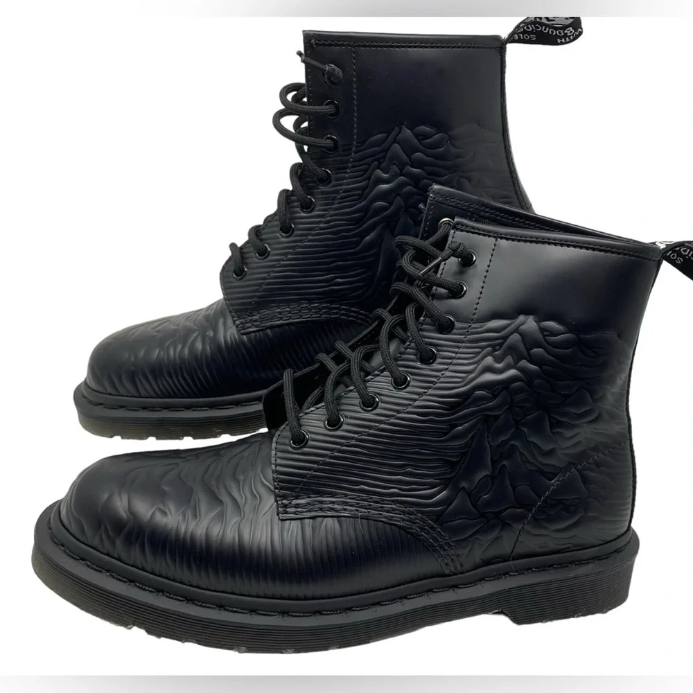Dr. Martens | Shoes | Dr Martens X Joy Division Unknown Pleasures